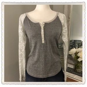 Blossom Clover Gray Henley